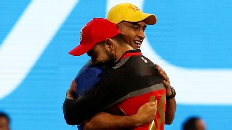 ধোনি ও কোহলি