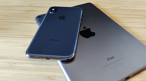 হ্যাক হতে পারে আইফোন-সহ অ্যাপেলে একাধিক ডিভাইস