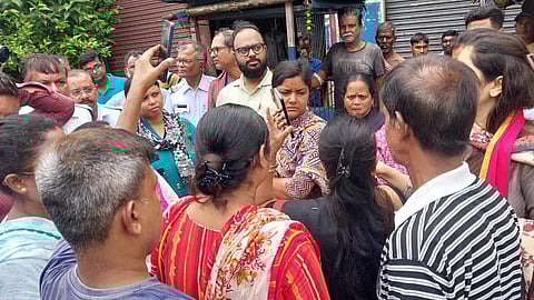 কালীঘাটে প্রচারে বাধা বাম প্রার্থীকে