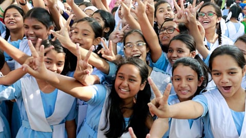 WB HS Result 2024: প্রথম দশে ৫৮ জন, এক নজরে উচ্চ মাধ্যমিকের সম্পূর্ণ মেধাতালিকা