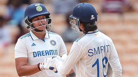 স্মৃতি-শেফালী জুটি