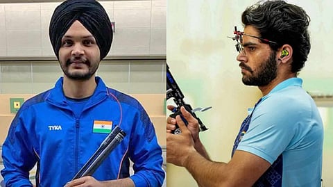 সরবজোৎ সিং (বামদিক) এবং অর্জুন সিং চীমা (ডানদিক)