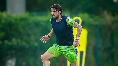 অনুশীলনে দিমিত্রি