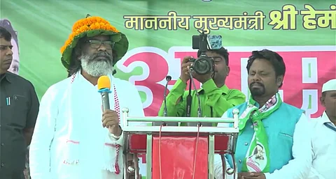 নির্বাচনী প্রচারে হেমন্ত সোরেন