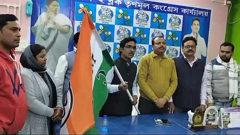 তৃণমূলে যোগ দিলেন সুজয় মাস্টার ওরফে সুজয় মণ্ডল