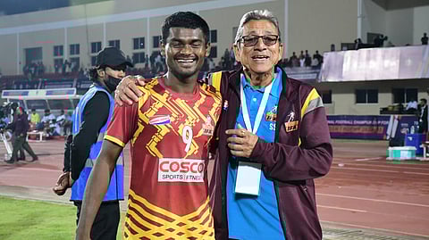 সঞ্জয় সেন-এর সঙ্গে রবি হাঁসদা