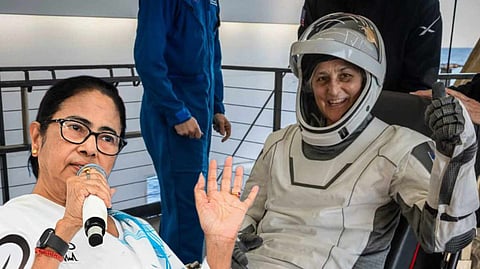 সুনীতা উইলিয়ামসকে 'ভারতরত্ন' দেওয়ার দাবি মুখ্যমন্ত্রীর