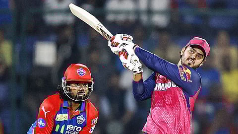 গতকাল ম্যাচে নীতিশ রানা