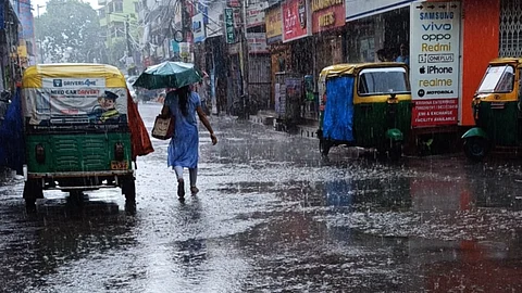 বঙ্গোপসাগরে নিম্নচাপের ভ্রূকুটি