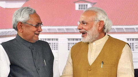 নীতিশ কুমার এবং নরেন্দ্র মোদী