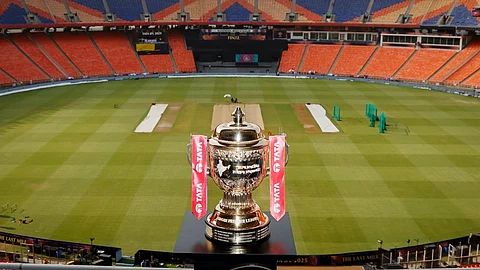 IPL 2025: ভারতীয় সেনাকে সম্মান জানাতে বিশেষ অনুষ্ঠান আইপিএল ফাইনালে! কারা থাকছেন?