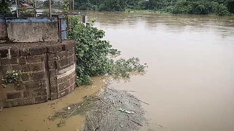 পশ্চিম মেদিনীপুরে বন্যা পরিস্থিতি