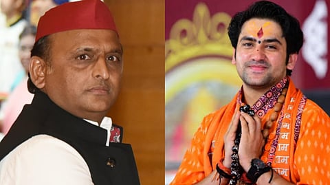 অখিলেশ যাদব এবং ধীরেন্দ্রকৃষ্ণ শাস্ত্রী