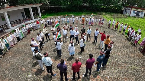 ছত্তিশগড়ে ১৪ হাজারেরও বেশি জাতীয় স্বাস্থ্য মিশন কর্মীর পদত্যাগ