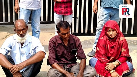 পুলিশ সুপারের দফতরের সামনেই ধর্নায় তামান্নার বাবা-মা