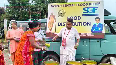 North Bengal: উত্তরবঙ্গে বন্যায় বিপর্যস্ত মানুষের পাশে সৌরভ গাঙ্গুলির ফাউন্ডেশন!