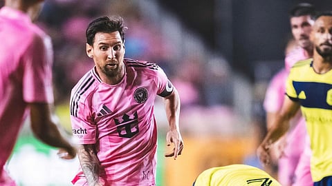 মেসির মুকুটে নয়া পালক