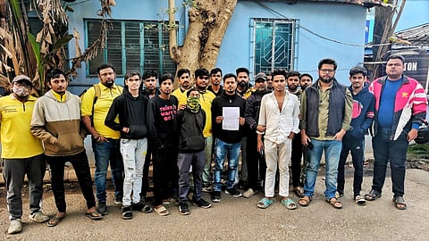 বাঁশদ্রোণীতে আন্দোলনরত গিগ শ্রমিকরা