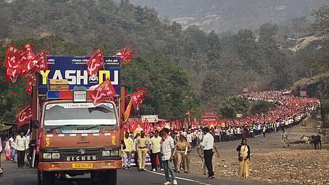 মুম্বাইমুখী পদযাত্রা