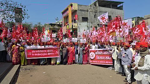 লংমার্চ শুরুর মুহূর্তে