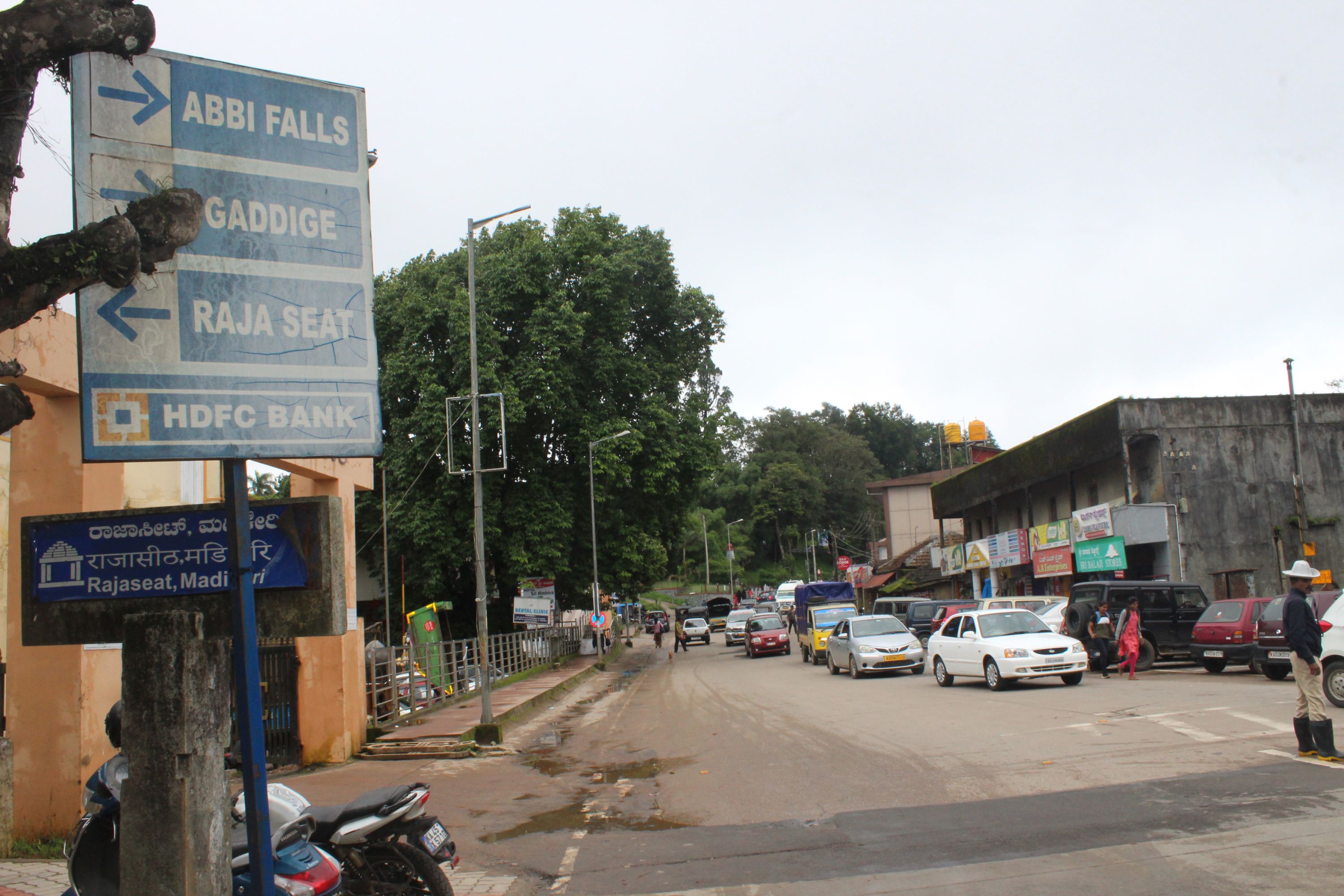 ಇರುವ ಫಲಕಗಳೂ ಮಾಸಿದ್ದು ಇನ್ನಷ್ಟು ಮಾಹಿತಿ ಫಲಕಗಳ ಅಗತ್ಯ ಇದೆ