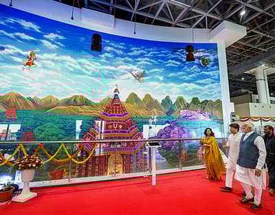 ಕಟ್ಟಡದ ವಿನ್ಯಾಸವು ತಿರುಚಿರಾಪಳ್ಳಿಯ ಸಾಂಸ್ಕೃತಿಕ ರೂಪವನ್ನು ಹೋಲುತ್ತದೆ. ಕೋಲಂ ಕಲೆಯಿಂದ ಹಿಡಿದು ಶ್ರೀರಂಗಂ ದೇವಾಲಯದ ಇತರ ಕಲಾ ಪ್ರಕಾರಗಳನ್ನು ಇಲ್ಲಿ ಕಾಣಬಹುದು.