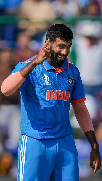 ಟೀಂ ಇಂಡಿಯಾದ ಪ್ರಮುಖ ವೇಗಿ ಜಸ್ಪ್ರಿತ್ ಬೂಮ್ರಾ ವೇಗದ ಬೌಲಿಂಗ್ ವಿಭಾಗವನ್ನು ಮುನ್ನಡೆಸಲಿದ್ದಾರೆ. ಅವರು 62 ಪಂದ್ಯಗಳಲ್ಲಿ 74 ವಿಕೆಟ್ ಕಬಳಿಸಿದ್ದಾರೆ. ಪ್ರತಿ ಓವರ್ಗೆ ಕೇವಲ 6.56ರ ದರದಲ್ಲಿ ರನ್ ಬಿಟ್ಟುಕೊಟ್ಟಿರುವುದು ಅವರ ಹೆಗ್ಗಳಿಕೆ.