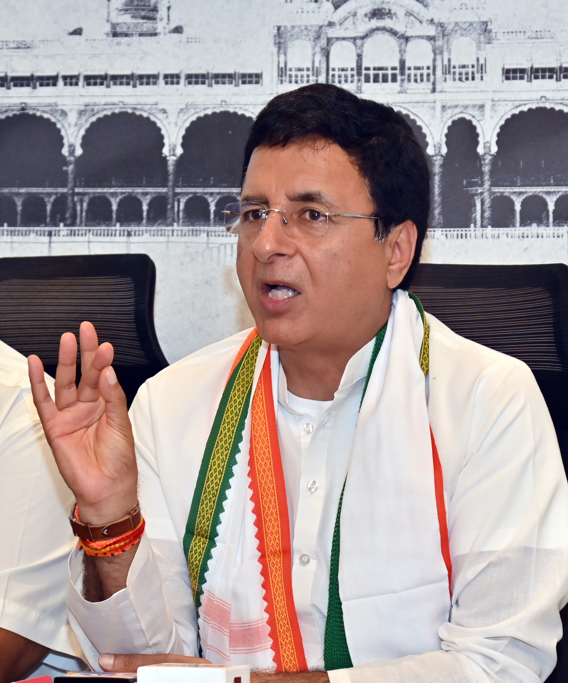 ರಣದೀಪ್ ಸಿಂಗ್ ಸುರ್ಜೇವಾಲ