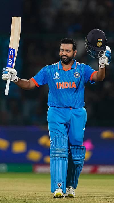 ರೋಹಿತ್ ಶರ್ಮಾ ಅವರು ಟಿ20 ಕ್ರಿಕೆಟ್ ವಿಶ್ವಕಪ್ನಲ್ಲಿ ಭಾರತ ತಂಡವನ್ನು ಮುನ್ನಡೆಸಲಿದ್ದಾರೆ. ಈ ಮಾದರಿಯಲ್ಲಿ 151 ಪಂದ್ಯ ಆಡಿರುವ ಅವರು, 5 ಶತಕ ಸಹಿತ 3,974 ರನ್ ಗಳಿಸಿದ್ದಾರೆ.