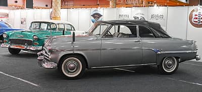 ಸೆಪ್ಟೆಂಬರ್ 12ರಿಂದ 15ರವರೆಗೆ ಬೆಂಗಳೂರಿನ ಅರಮನೆ ಮೈದಾನದಲ್ಲಿ ಆಯೋಜನೆಗೊಂಡಿರುವ ಆಟೊ ಶೋದಲ್ಲಿ ಧರ್ಮಸ್ಥಳ ಧರ್ಮಾಧಿಕಾರಿ ಡಿ. ವಿರೇಂದ್ರ ಹೆಗ್ಗಡೆ ಅವರ ಸಂಗ್ರಹದ ವಿಂಟೇಜ್ ಕಾರುಗಳು ಗಮನಸೆಳೆದವು