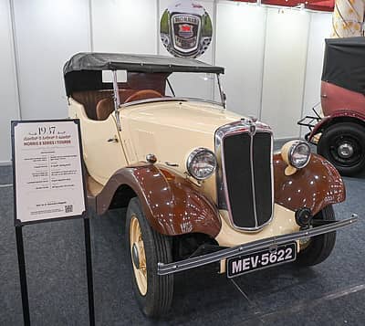 ಸೆಪ್ಟೆಂಬರ್ 12ರಿಂದ 15ರವರೆಗೆ ಬೆಂಗಳೂರಿನ ಅರಮನೆ ಮೈದಾನದಲ್ಲಿ ಆಯೋಜನೆಗೊಂಡಿರುವ ಆಟೊ ಶೋದಲ್ಲಿ ಧರ್ಮಸ್ಥಳ ಧರ್ಮಾಧಿಕಾರಿ ಡಿ. ವಿರೇಂದ್ರ ಹೆಗ್ಗಡೆ ಅವರ ಸಂಗ್ರಹದ ವಿಂಟೇಜ್ ಕಾರುಗಳು ಗಮನಸೆಳೆದವು