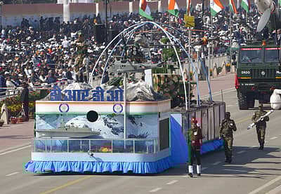 ಕರ್ತವ್ಯಪಥದಲ್ಲಿ ನಡೆದ ಗಣರಾಜ್ಯೋತ್ಸವ ಪಥಸಂಚಲನದಲ್ಲಿ ಸಾಗಿದ ಡಿಆರ್ಡಿಒದ ಸ್ತಬ್ಧಚಿತ್ರ