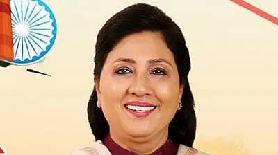 ಶಿಖಾ ರಾಯ್ ಅವರು, ಗ್ರೇಟರ್ ಕೈಲಾಶ್ ಕ್ಷೇತ್ರದಲ್ಲಿ ಎಎಪಿಯ ಪ್ರಮುಖ ನಾಯಕ ಸೌರಭ್ ಭಾರದ್ವಾಜ್ ಎದುರು 3,188 ಮತಗಳ ಅಂತರದಿಂದ ಜಯ ಗಳಿಸಿದ್ದಾರೆ.ಬಿಜೆಪಿ ಹೈಕಮಾಂಡ್ ಮಹಿಳಾ ಅಭ್ಯರ್ಥಿಗೆ ಅವಕಾಶ ನೀಡಲು ನಿರ್ಧರಿಸಿದರೆ, ಶಿಖಾಗೆ ಅದೃಷ್ಟ ಒಲಿಯಬಹುದು ಎನ್ನಲಾಗುತ್ತಿದೆ.