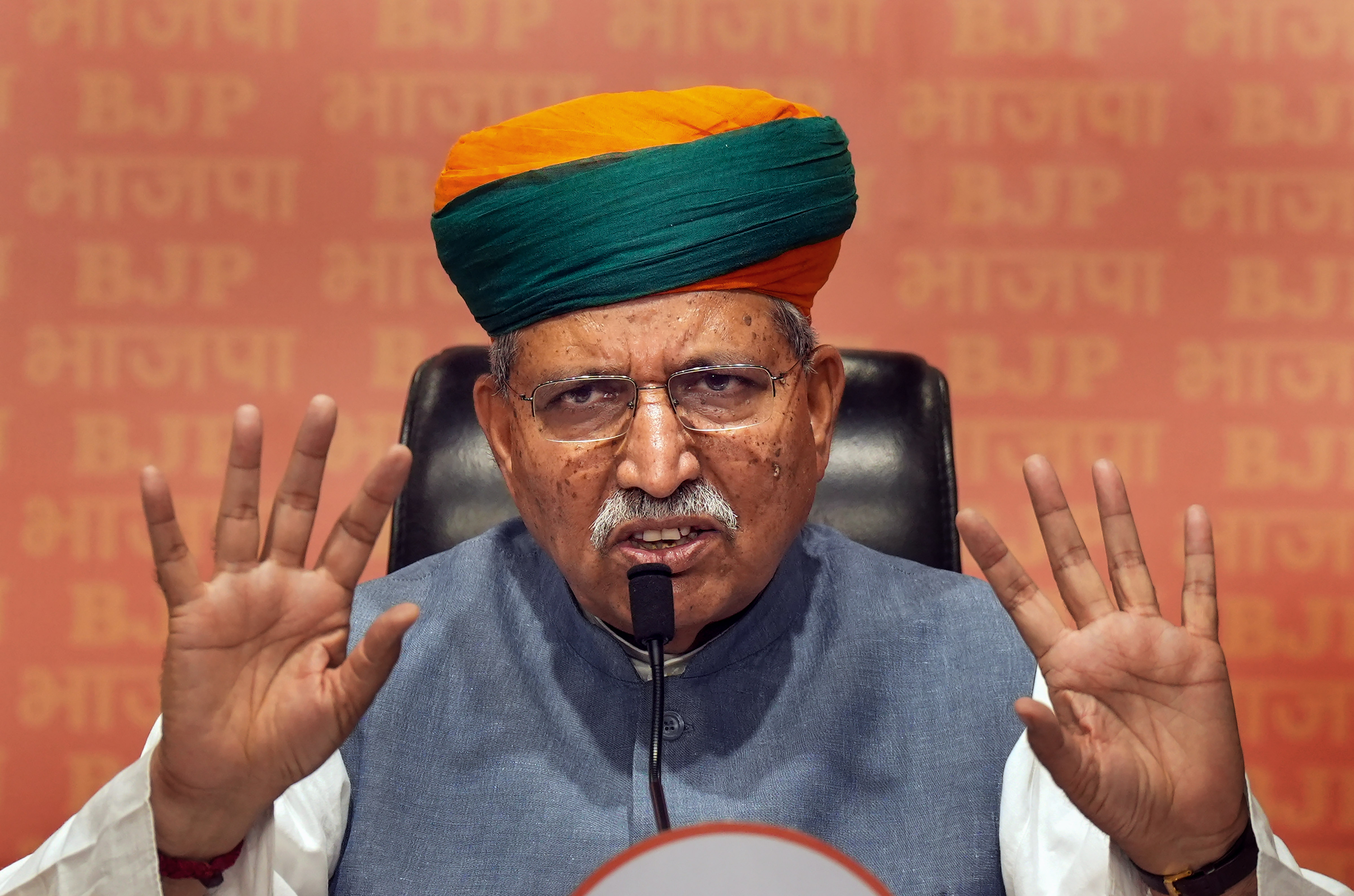 ಅರ್ಜುನ್ ರಾಮ್ ಮೇಘವಾಲ್