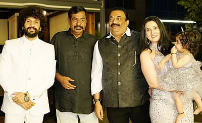 ನಟ ಭುವನ್ ಪೊನ್ನಣ್ಣ ಹಾಗೂ ಹರ್ಷಿಕಾ ಪೂಣಚ್ಚ ಜೊತೆಗೆ ಯೋಗರಾಜ್ ಭಟ್.