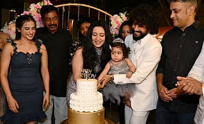 ಸ್ಯಾಂಡಲ್ವುಡ್ ನಟ ಭುವನ್ ಪೊನ್ನಣ್ಣ ಹಾಗೂ ಹರ್ಷಿಕಾ ಪೂಣಚ್ಚ ಮನೆಯಲ್ಲಿ ಸಂಭ್ರಮ ಜೋರಾಗಿದೆ.