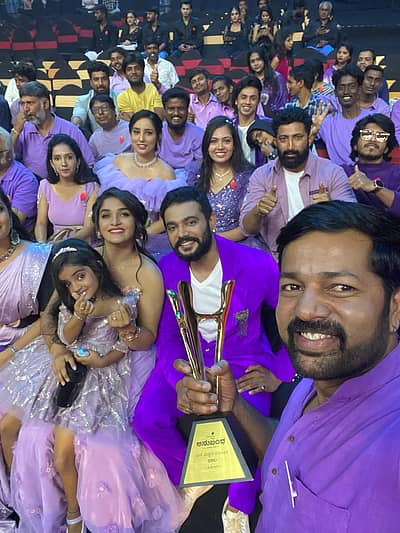 ನಿನಗಾಗಿ ಧಾರಾವಾಹಿಯ ಒಂದೊಂದು ಪಾತ್ರವು ಜನಪ್ರಿಯತೆ ಪಡೆದುಕೊಂಡಿತ್ತು.