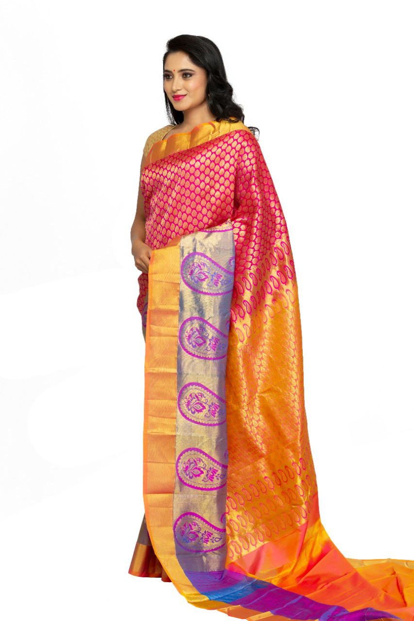 ದೊಡ್ಡಬಳ್ಳಾಪುರದ ಸಾಂಪ್ರದಾಯಿಕ ಸೀರೆಗಳು