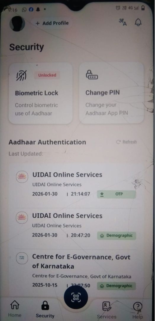 security ಆಯ್ಕೆಯನ್ನು ಕ್ಲಿಕ್ ಮಾಡಿದರೆ ನೀವು ಈ ವರೆಗೆ ಆಧಾರ್ ನಲ್ಲಿ ಮಾಡಿರುವ ಎಲ್ಲಾ ಬದಲಾವಣೆಗಳ ಇತಿಹಾಸವನ್ನು ನೋಡಬಹುದು. ಜೊತೆಗೆ ನಿಮ್ಮ ಆಧಾರ್ ಅಪ್ಲಿಕೇಶನ್ನ ಪಾಸ್ವರ್ಡ್ ಬದಲಿಸಲು ಅವಕಾಶವಿದೆ.