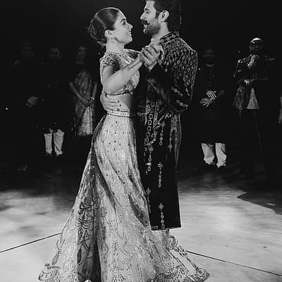 ವಿಜಯ್ ದೇವರಕೊಂಡ ಜೊತೆಗೆ ವೇದಿಕೆ ಮೇಲೆ ರಶ್ಮಿಕಾ ಮಂದಣ್ಣ ನೃತ್ಯ ಮಾಡುವ ಮೂಲಕ ಎಲ್ಲರ ಗಮನ ಸೆಳೆದರು.