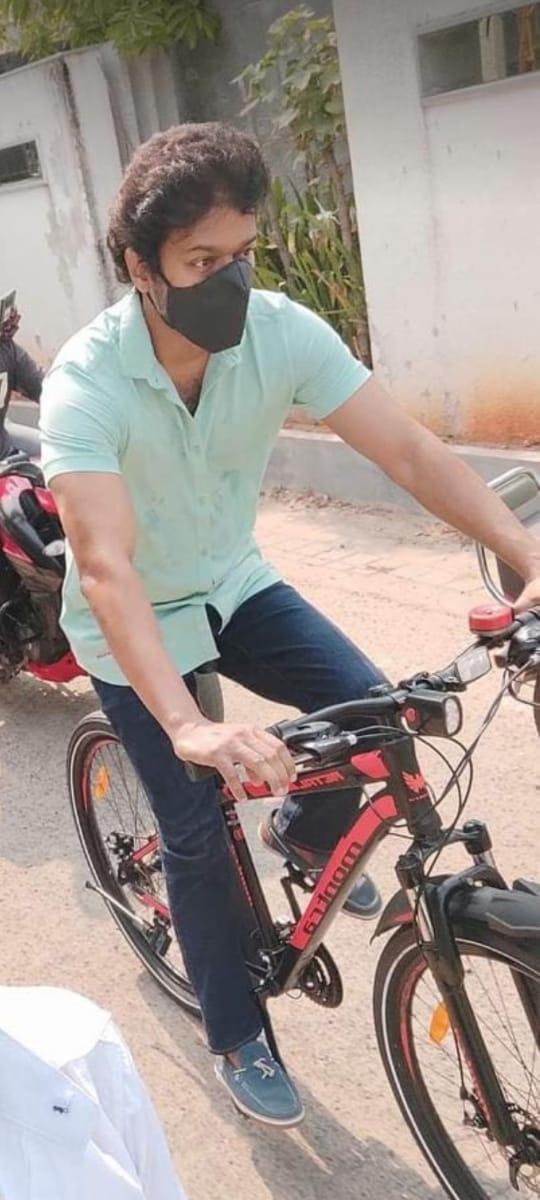 ನಟ ದಳಪತಿ ವಿಜಯ್