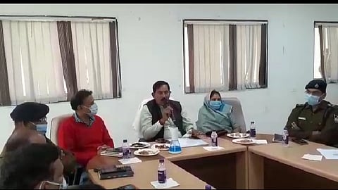 दतिया पहुंचे प्रभारी मंत्री सुरेश धाकड़