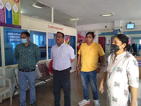 डीन डॉ दिनेश उदेनिया ने किया स्त्रीरोग विभाग एवं मैटरनिटी वार्ड का औचक निरीक्षण