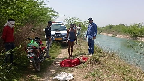 नहर में तैरता मिला महिला का शव
