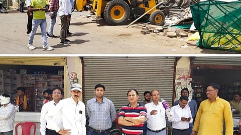 जिला अस्पताल के मुख्य गेट पर जमे अतिक्रमणकारियों पर चला प्रशासन का बुलडोजर