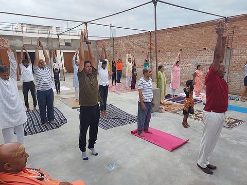 योग दिवस 2024: श्री मंडपम, सिमरवारी, बीएचईएल झांसी