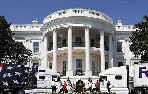अमेरिका के राष्ट्रपति को कितनी पगार व अन्य लाभ मिलते हैं, जानिए!