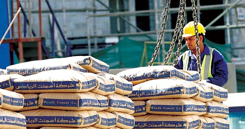 قطاع الإنشاءات مستهلك رئيسي للأسمنت