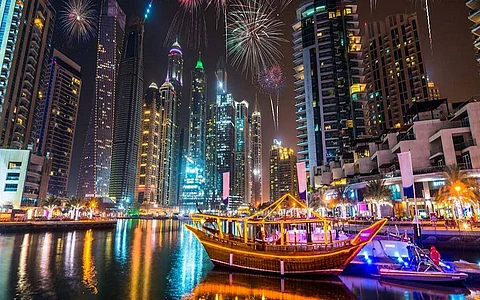 سوق العقارات بدبي تشهد أسبوعًا حافلًا