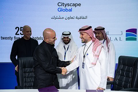 عقب توقيع الاتفاقية